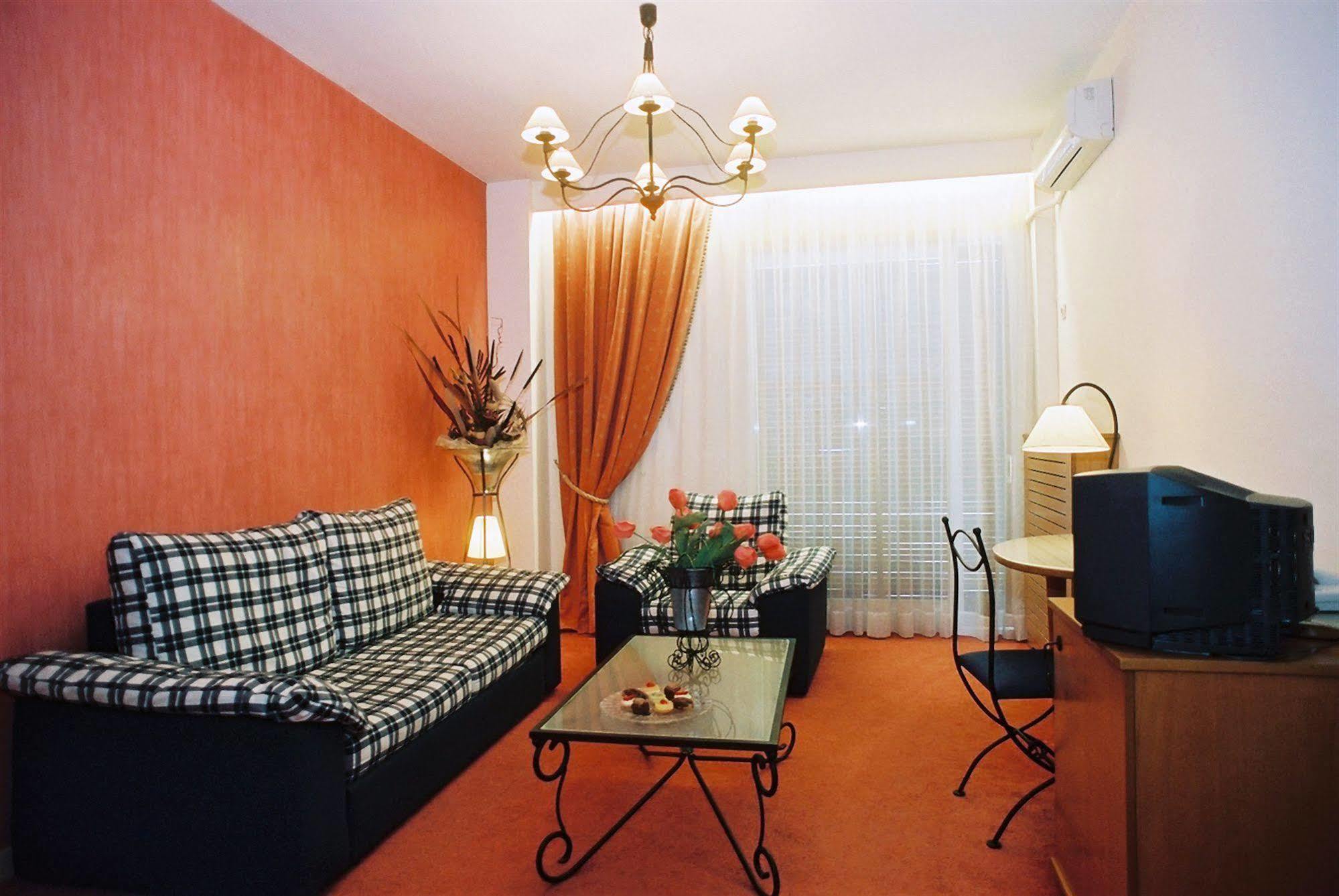 Nepheli Hotel Soluň Exteriér fotografie